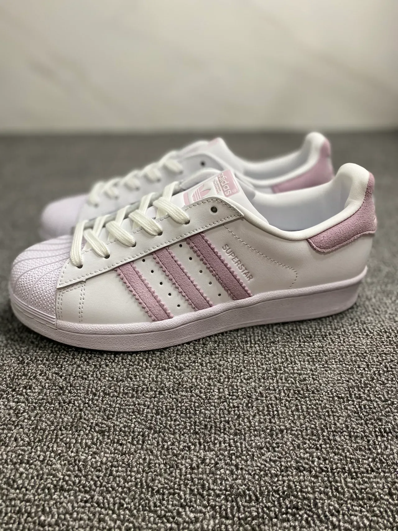 Adidas Superstar White y Dusty Pink Zapatillas Lifestyle 6