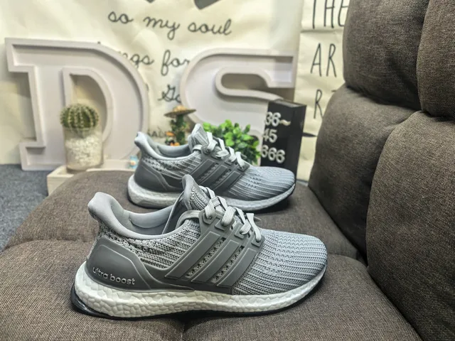 Adidas Ultraboost Chaussures de running noir tricoté 11