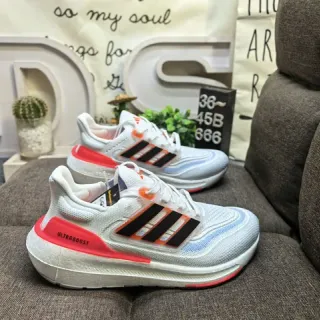 Adidas Ultraboost Branco Laranja Preto Tênis de Corrida