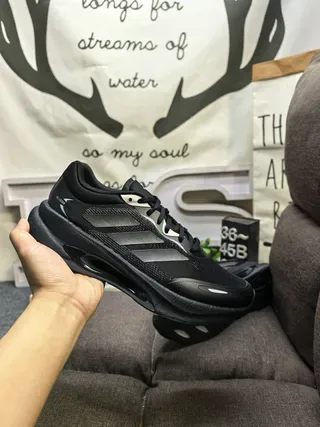 Adidas Velocstar أحذية رياضية سوداء انعكاسية أسلوب حياة 5