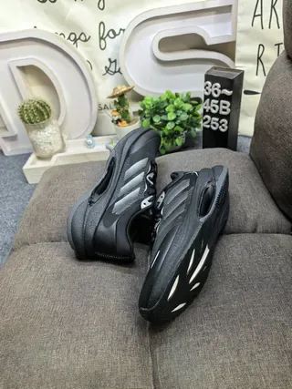 Adidas Velocstar أحذية رياضية سوداء انعكاسية أسلوب حياة 6