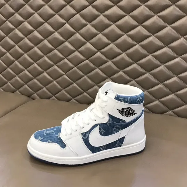 Air Jordan 1 High Chaussures de Basket Blanc et Bleu avec Panneaux en Denim 6