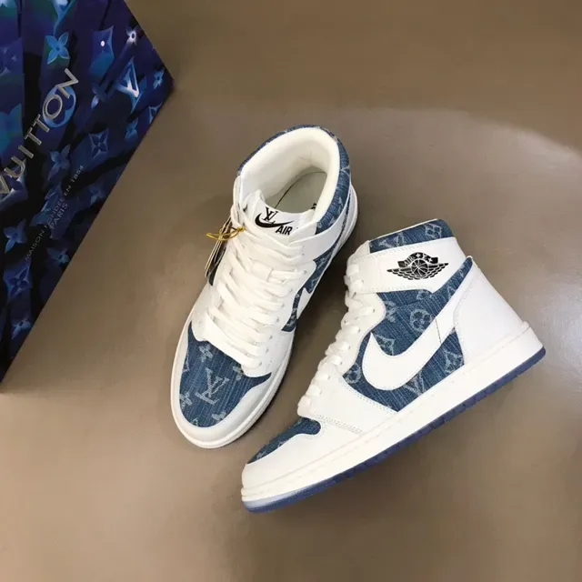 Air Jordan 1 High Chaussures de Basket Blanc et Bleu avec Panneaux en Denim 8