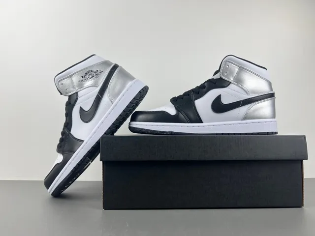 Air Jordan 1 High Plata metálica Negro Blanco zapatillas de baloncesto 14