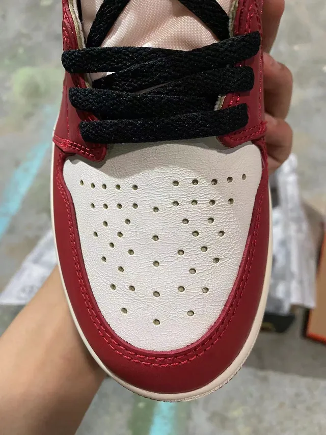 Air Jordan 1 High Red White Black Chaussures de Basketball 3