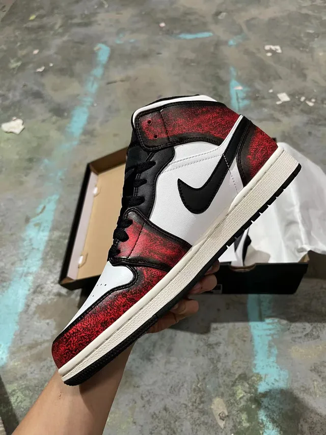Air Jordan 1 High Chaussures de Basketball Texturées en Rouge et Noir 5
