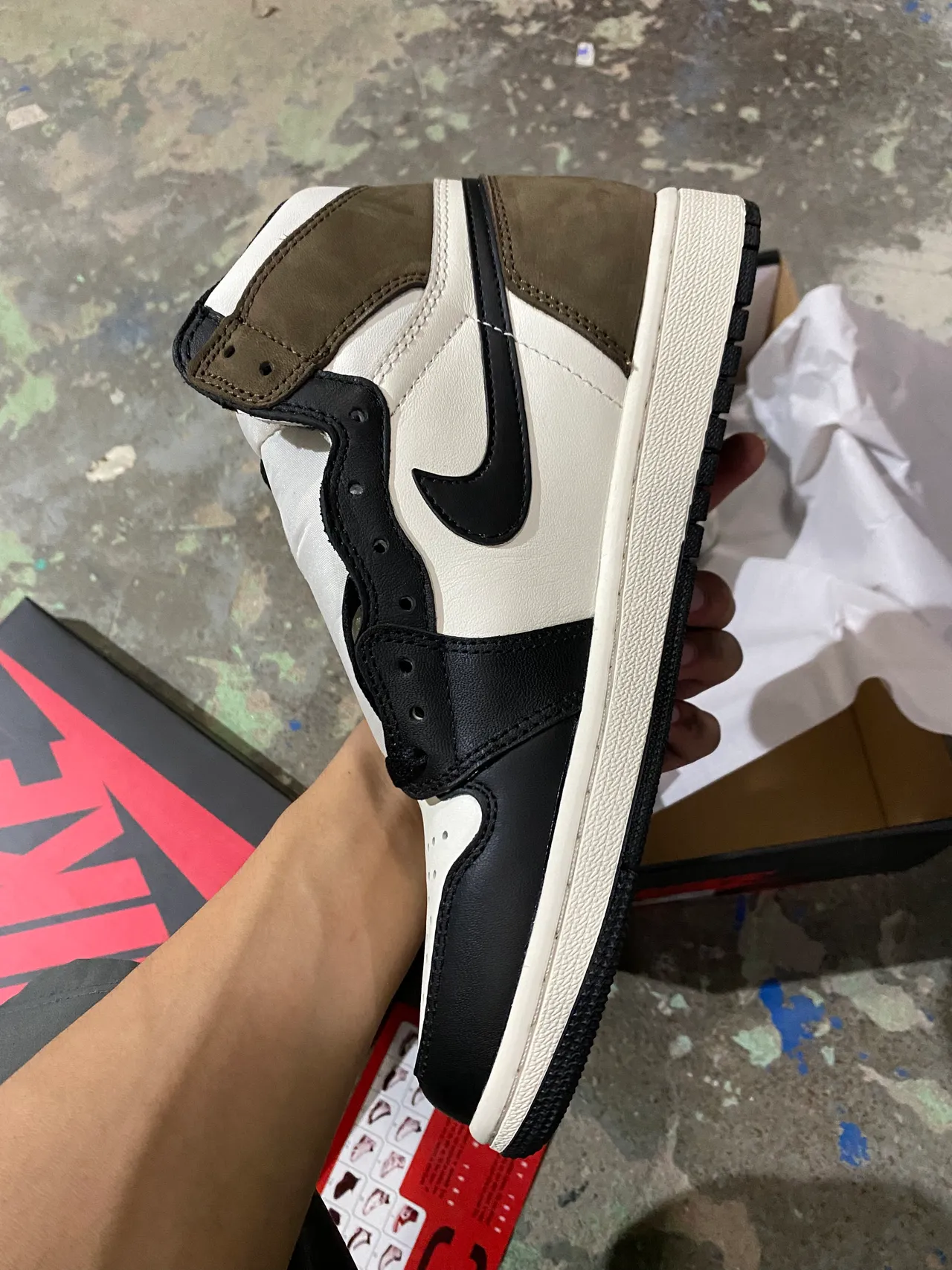 Air Jordan 1 de Alto Oliva Marrón Blanco Negro Zapatillas de Baloncesto 4