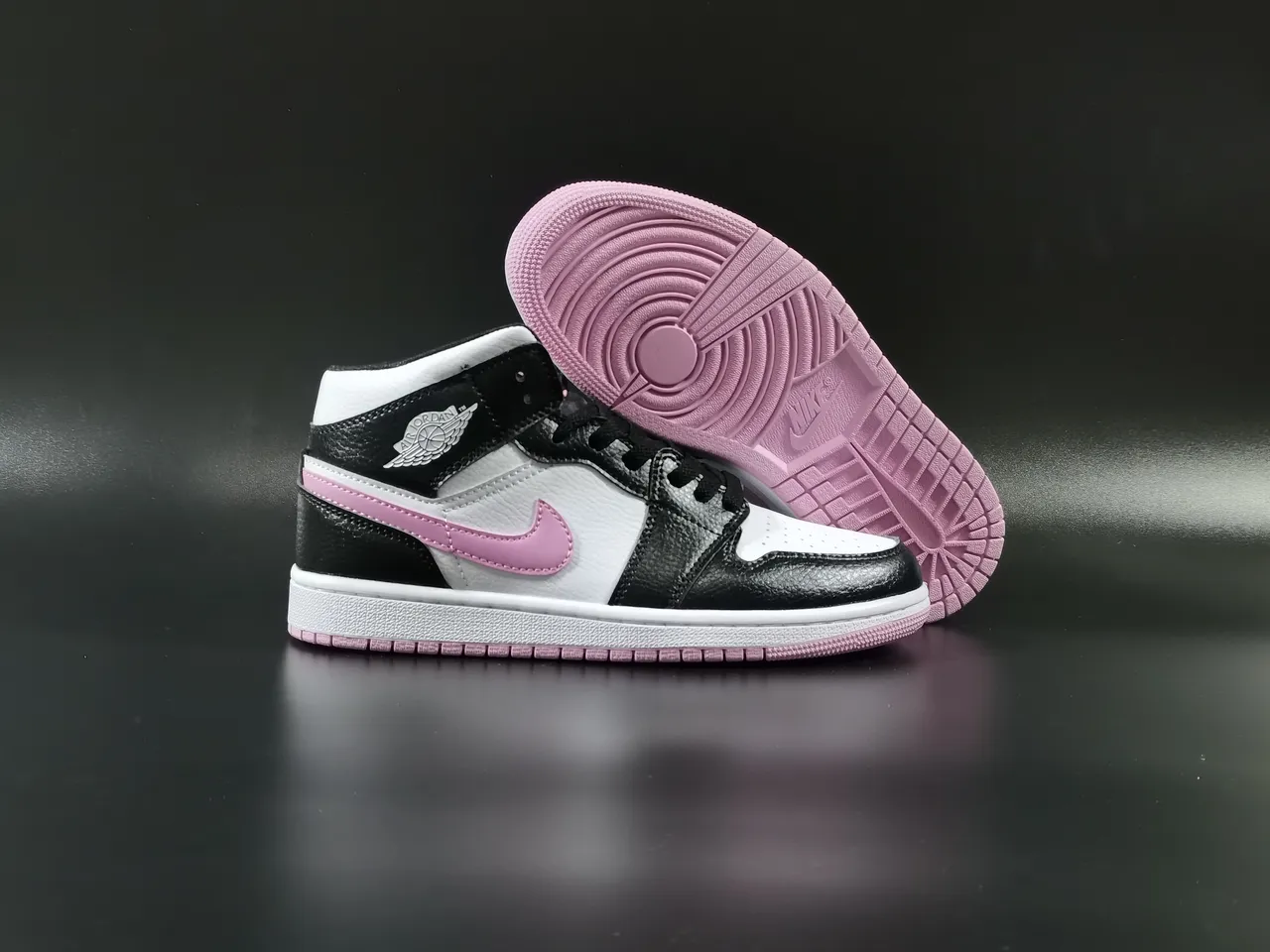 Tênis de basquete Air Jordan 1 Mid preto branco rosa 8