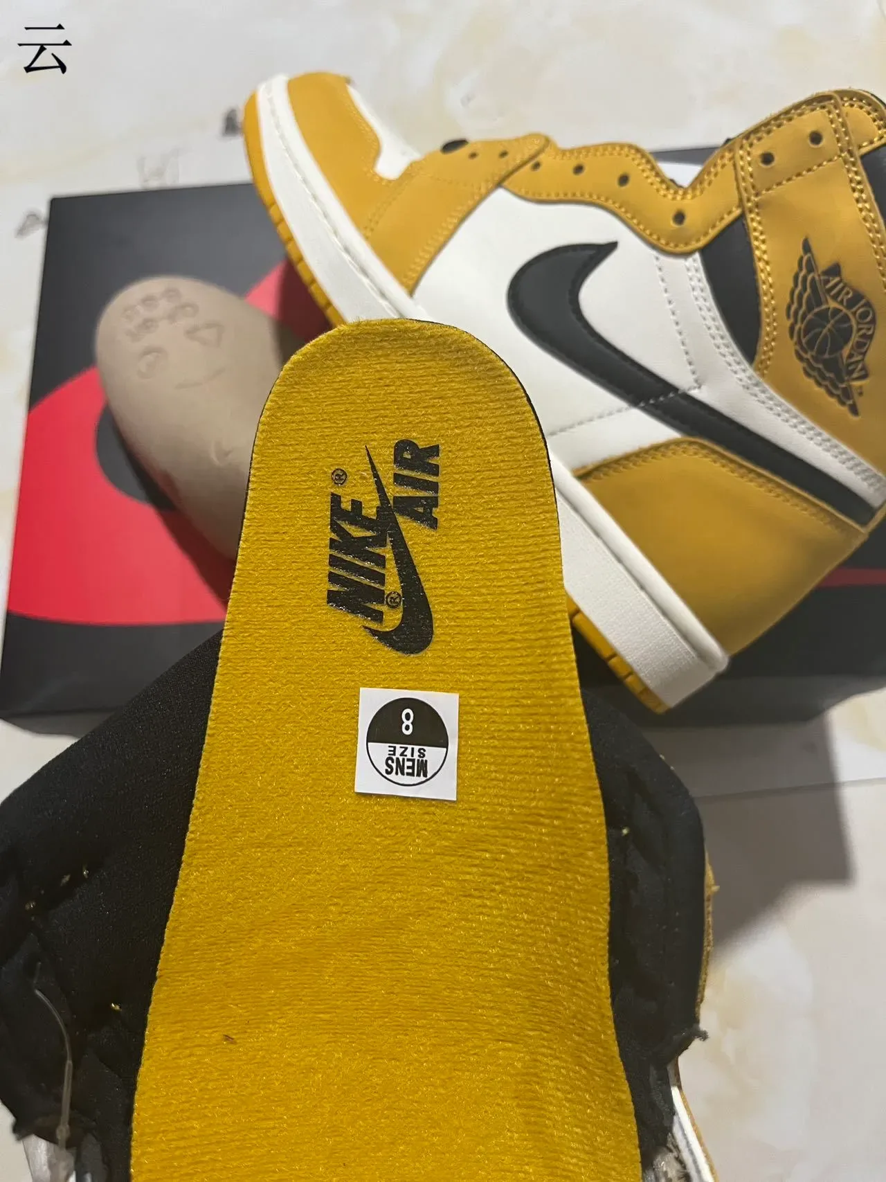 Air Jordan 1 Mustard Yellow Black White أحذية كرة السلة 5