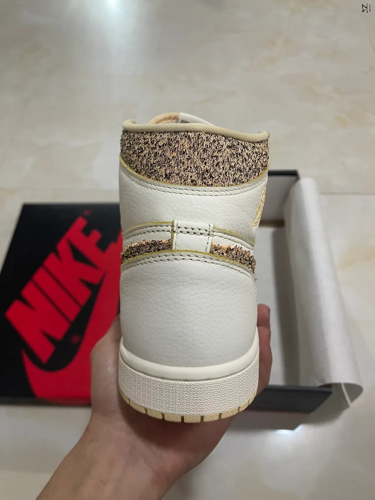 Air Jordan 1 Off-White Beige Speckled Leather Basketball Shoes 6
