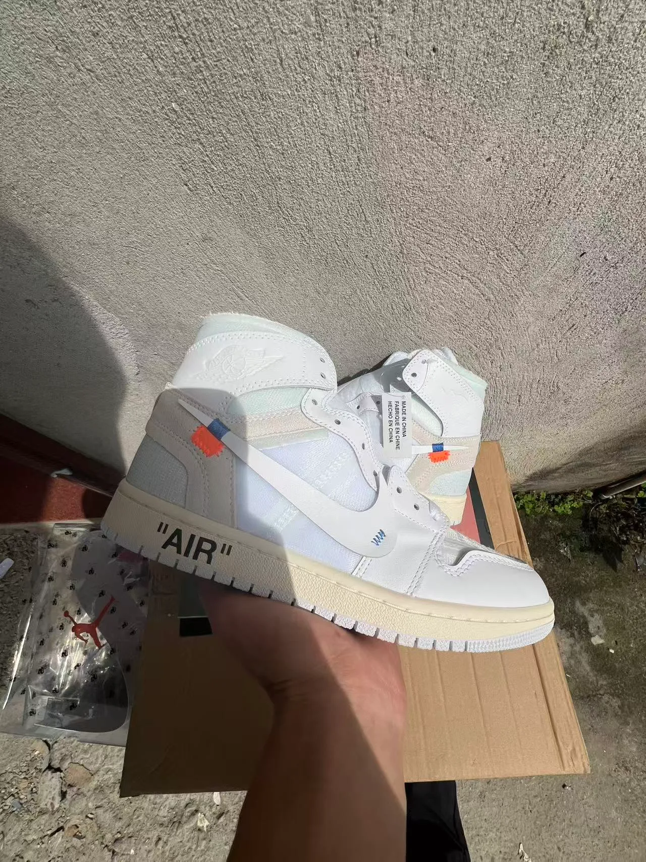 Zapatillas de baloncesto Air Jordan 1 Off-White x brida industrial blanca 2