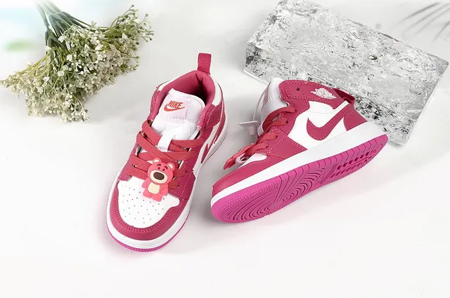 Air Jordan 1 Pink and White High-Top Basketball Shoes 8