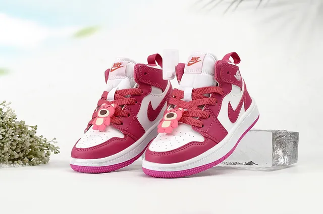 Air Jordan 1 Pink and White High-Top Basketball Shoes 14