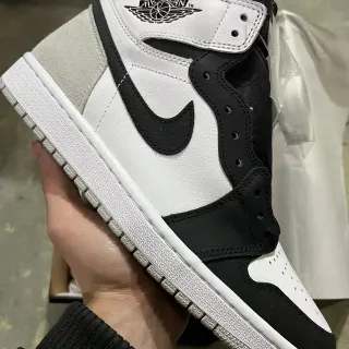 Air Jordan 1 सफेद काला हाई-टॉप लेदर-स्वेड मिक्स बास्केटबॉल जूते
