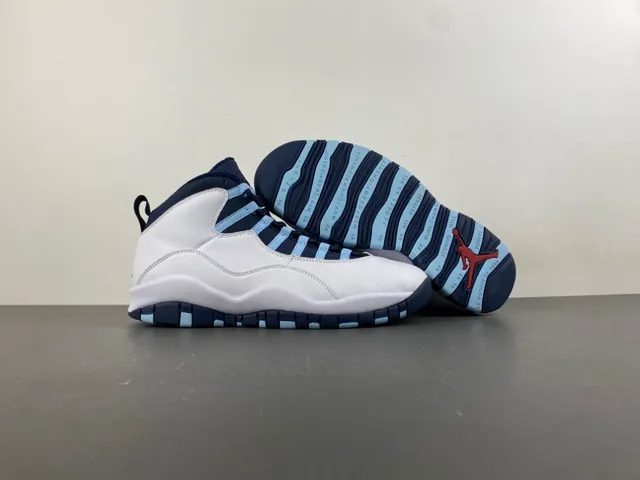 Air Jordan 10 白色海军蓝浅蓝色篮球鞋 12