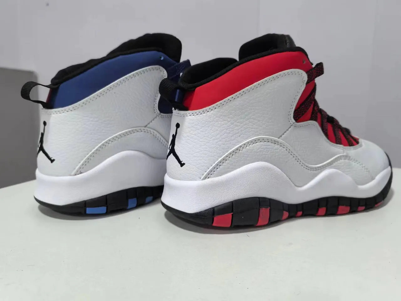 Zapatillas de baloncesto Air Jordan 10 blanco rojo negro 3