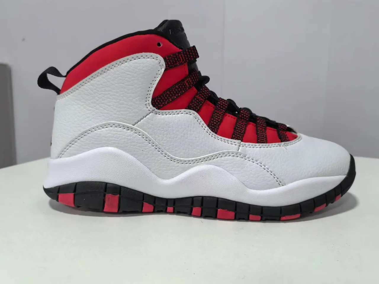 Zapatillas de baloncesto Air Jordan 10 blanco rojo negro 5