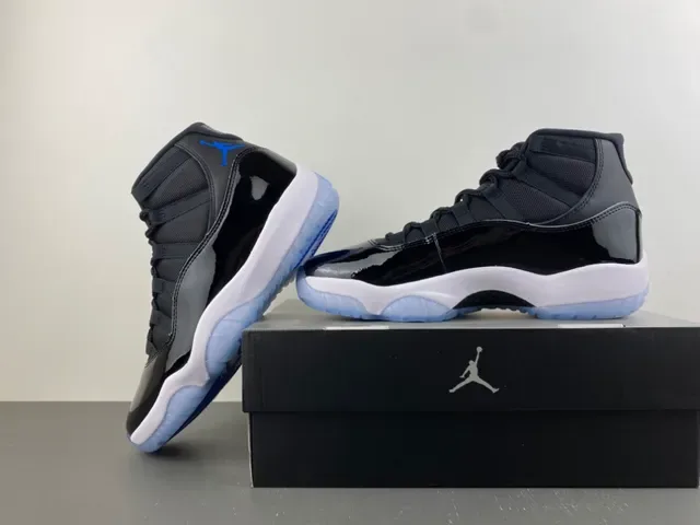 Air Jordan 11 Black Concord Basketball Shoes 15