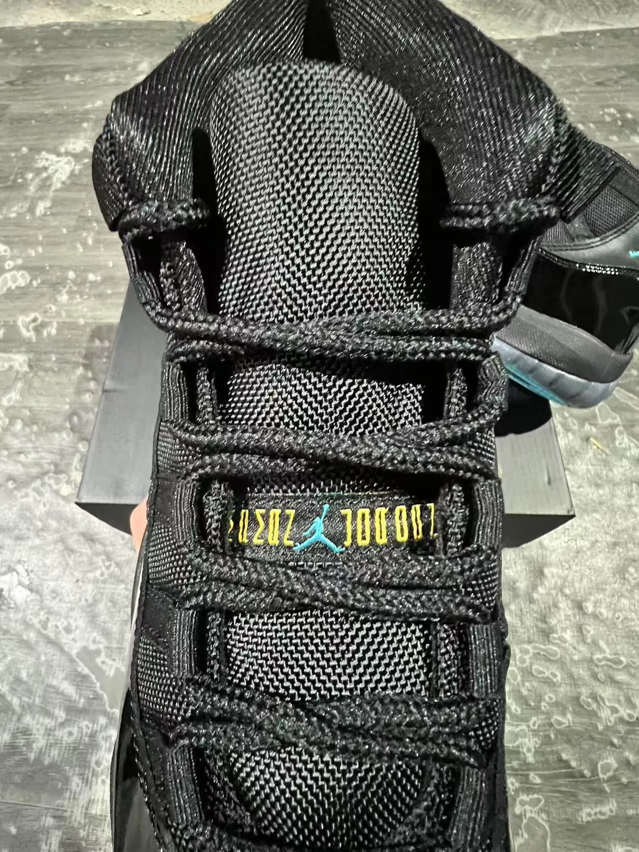 Air Jordan 11 Black Teal Chaussures de basketball 4