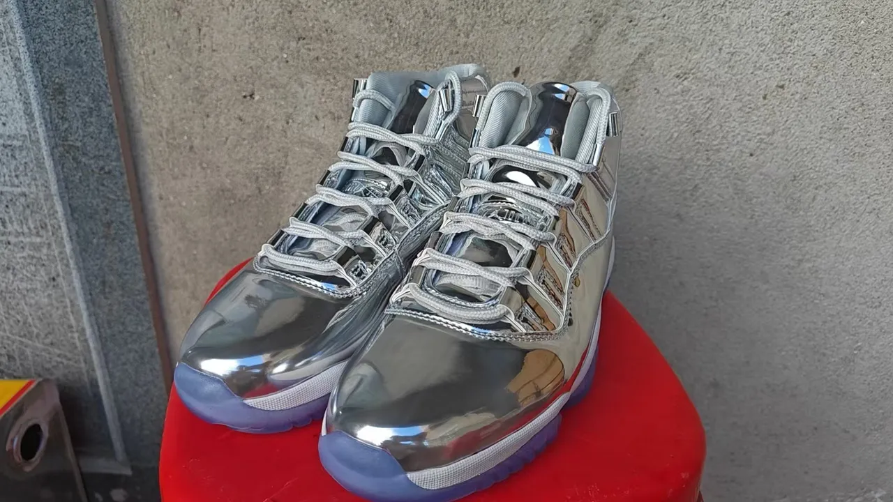 Air Jordan 11 Reflective Chrome High-Top Basketball Shoes 2