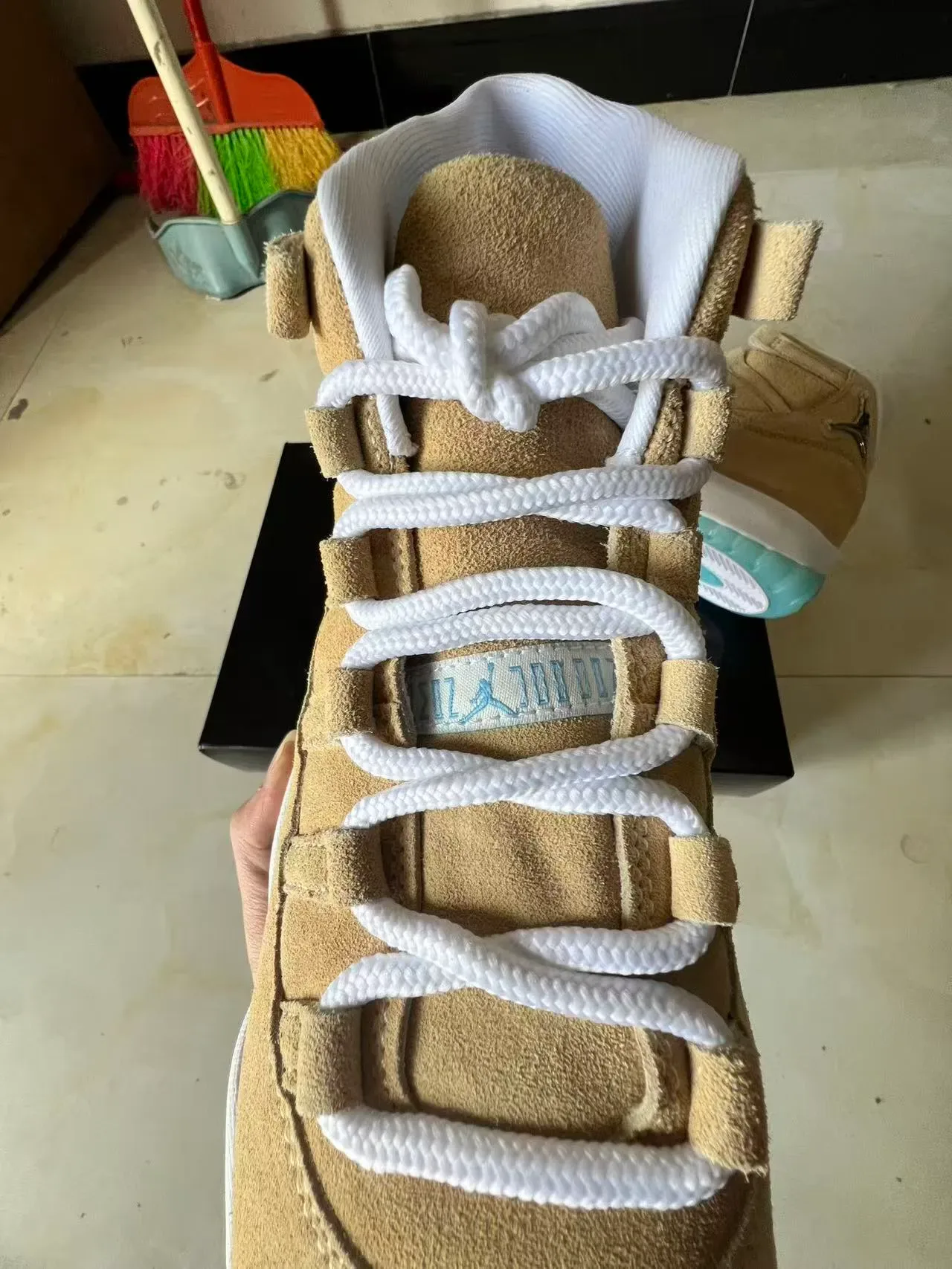 Air Jordan 11 Tan and Ice Blue Basketball Shoes 4
