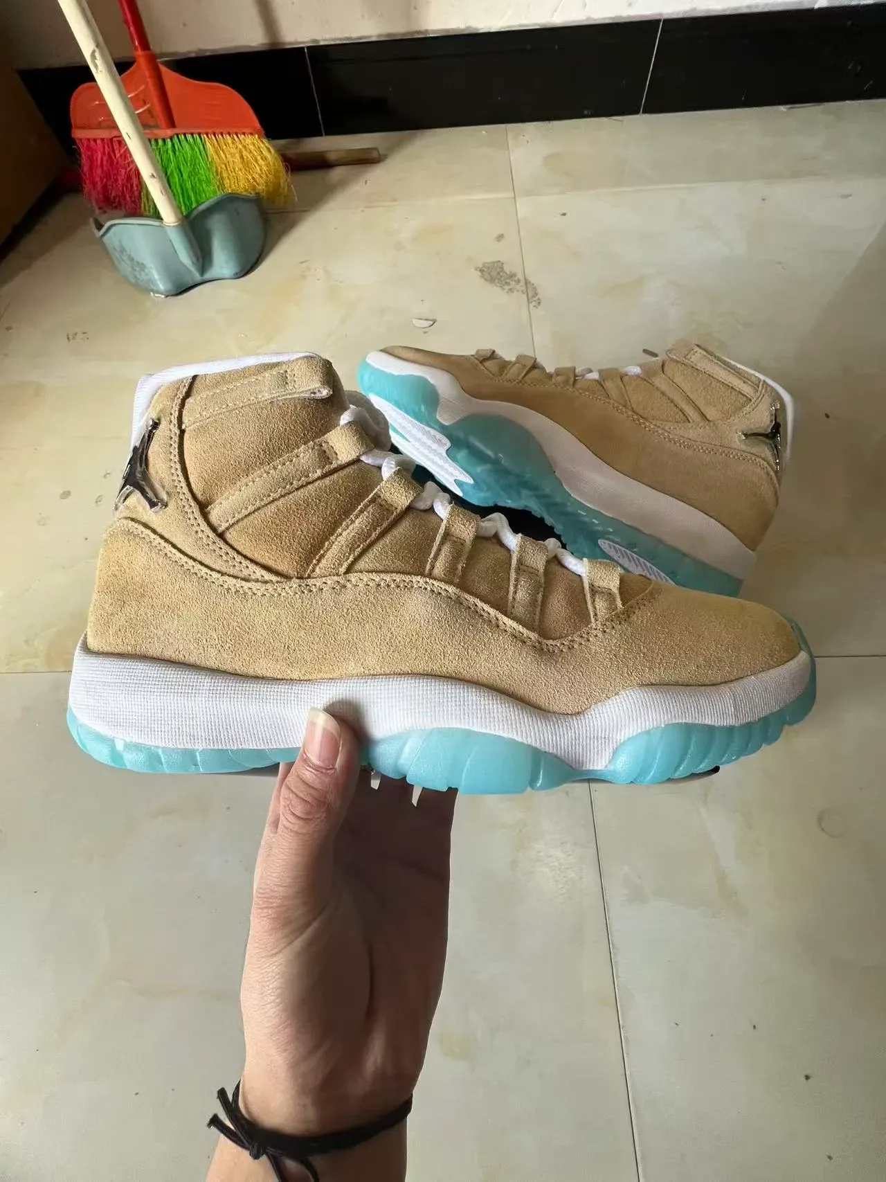 Air Jordan 11 Tan and Ice Blue Basketball Shoes 7