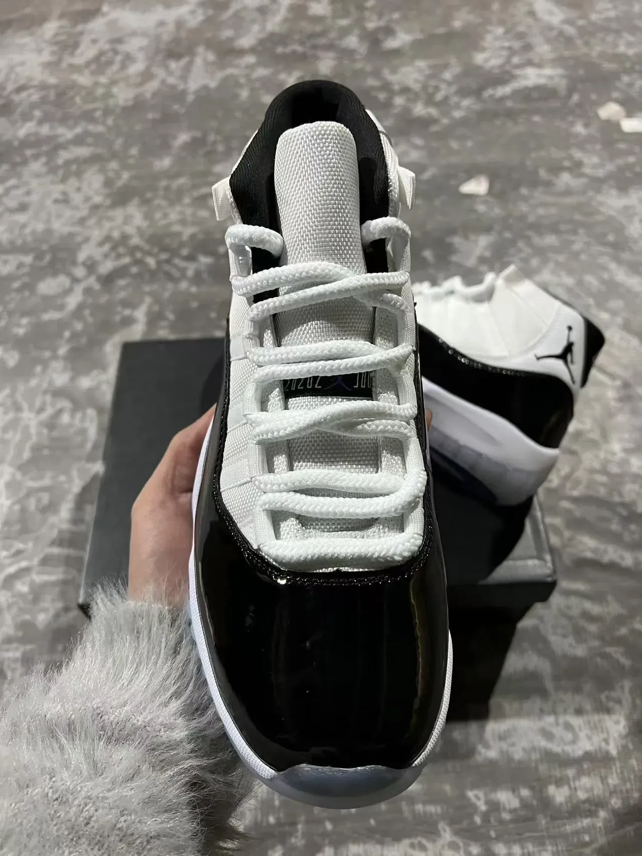 Air Jordan 11 White Black Patent Leather Basketball Shoes 3