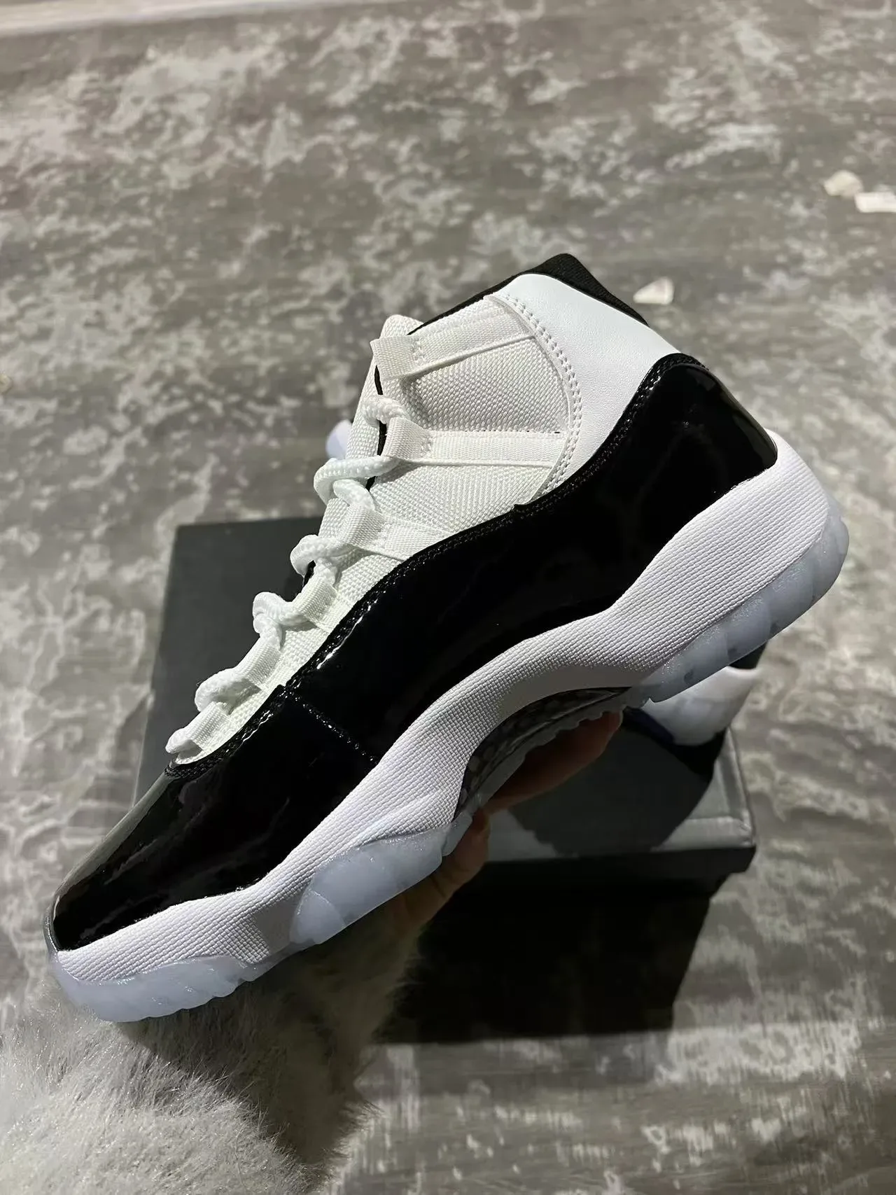 Air Jordan 11 White Black Patent Leather Basketball Shoes 5