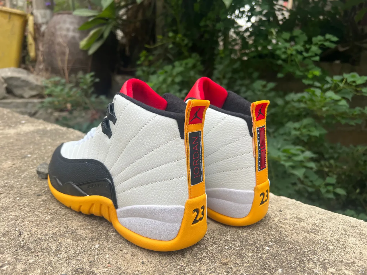 Air Jordan 12 সাদা কালো কমলা লাল বাস্কেটবল জুতা 4