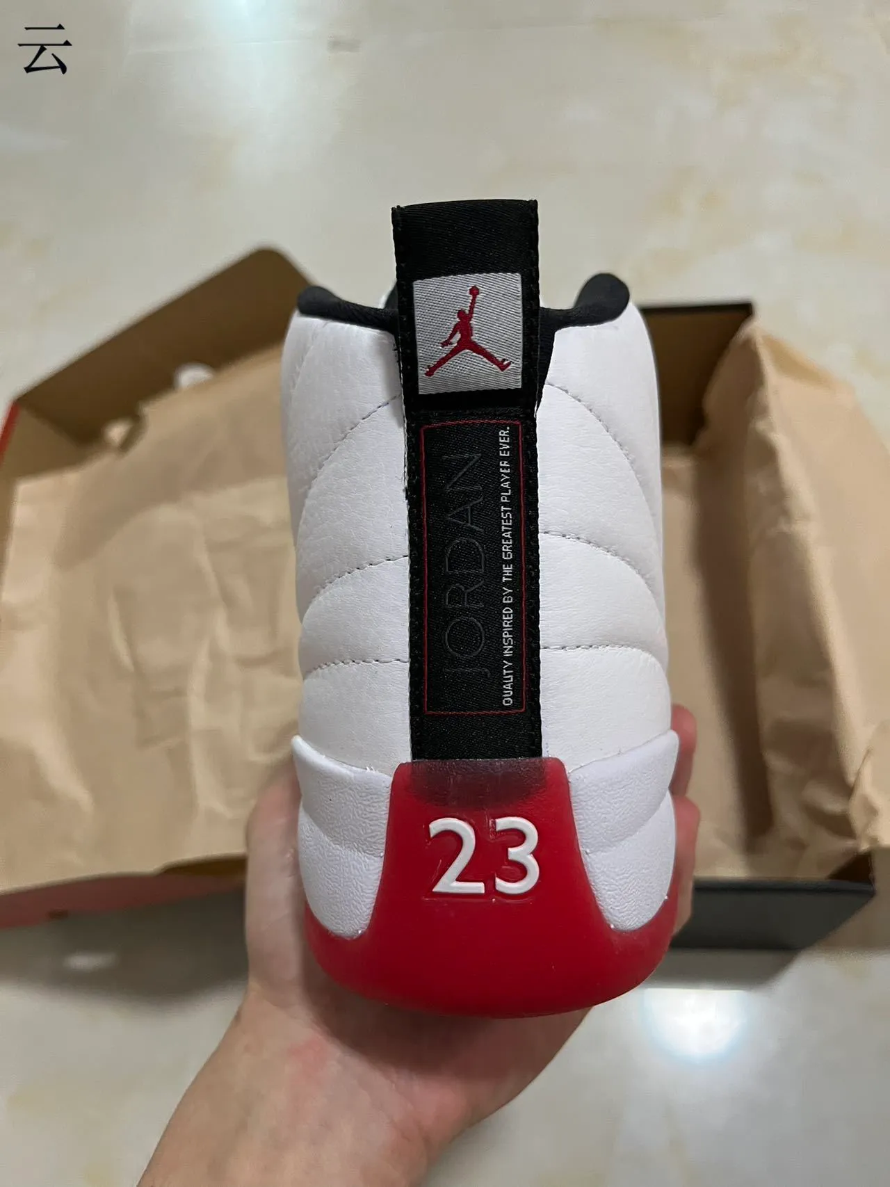 Air Jordan 12 সাদা লাল কালো বাস্কেটবল জুতো 8
