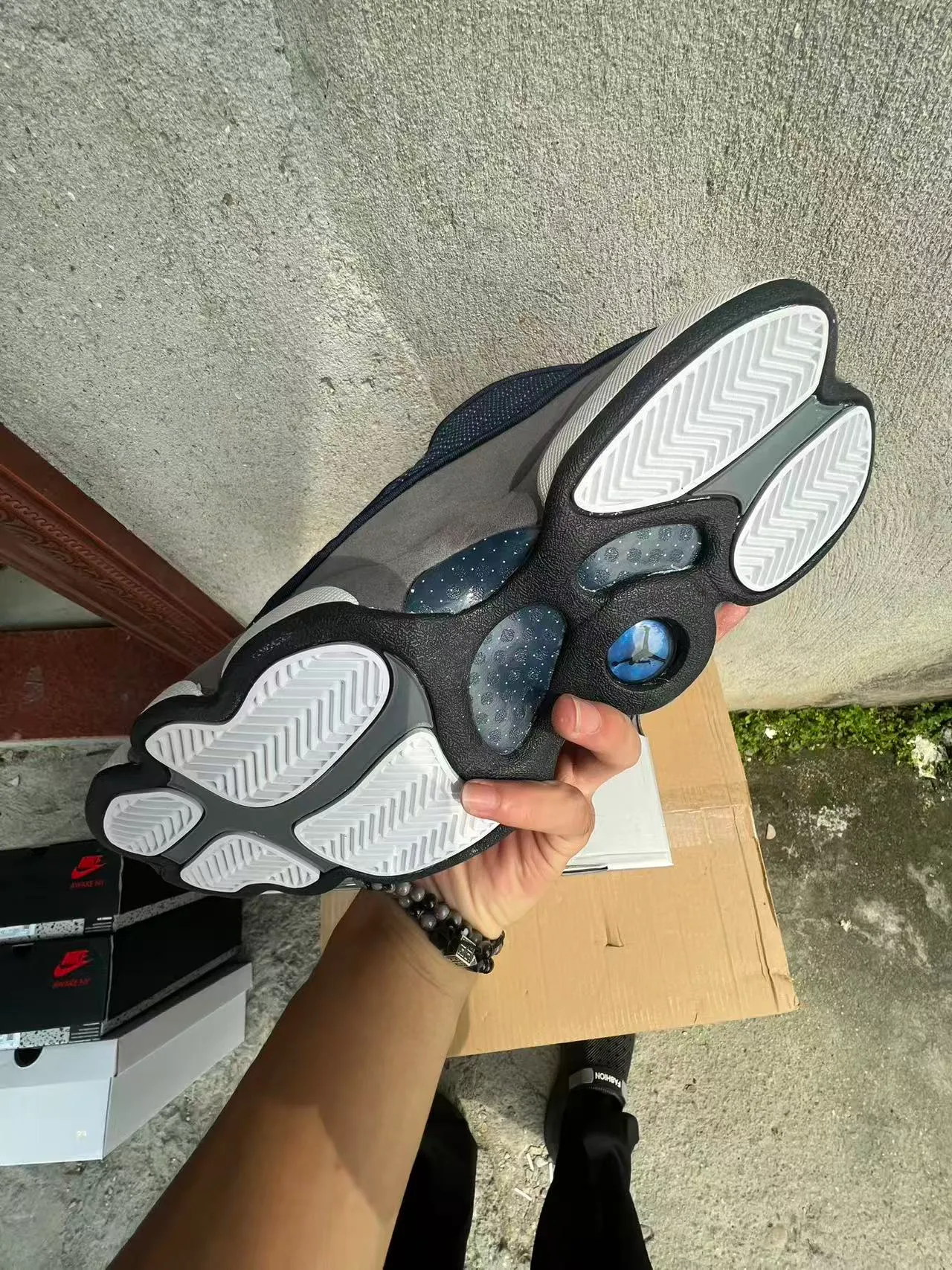 Air Jordan 13 حذاء كرة السلة باللونين الكحلي والأبيض 6
