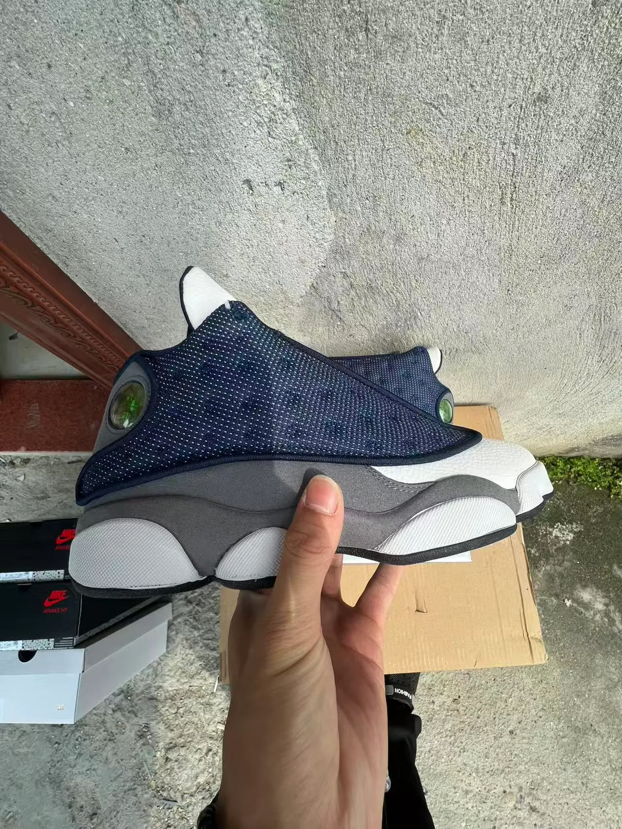 Air Jordan 13 حذاء كرة السلة باللونين الكحلي والأبيض 7