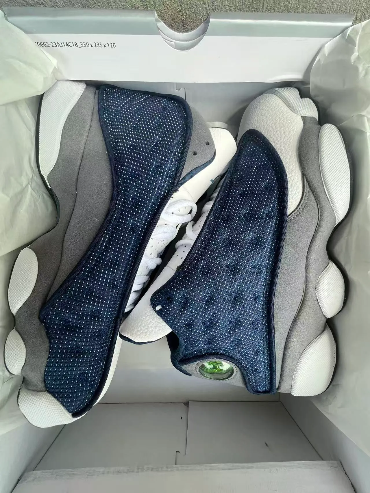 Air Jordan 13 حذاء كرة السلة باللونين الكحلي والأبيض 9