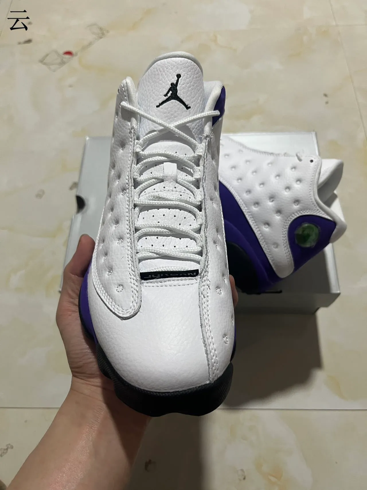 Air Jordan 13 সাদা বেগুনি কালো বাস্কেটবল জুতো 11