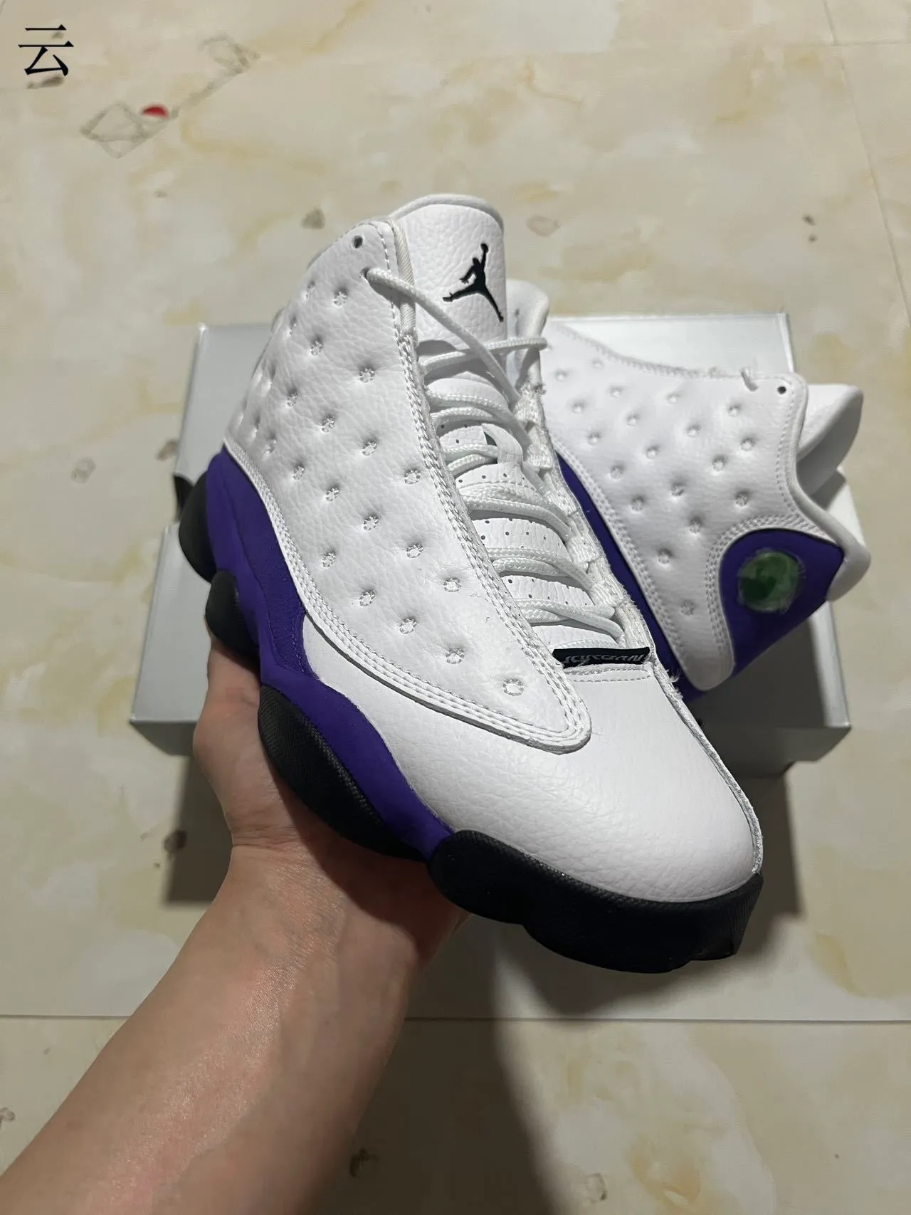 Air Jordan 13 সাদা বেগুনি কালো বাস্কেটবল জুতো 12