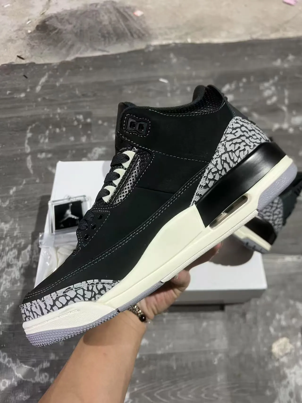 Air Jordan 3 Zapatos de Baloncesto con estampado de elefante negro 5