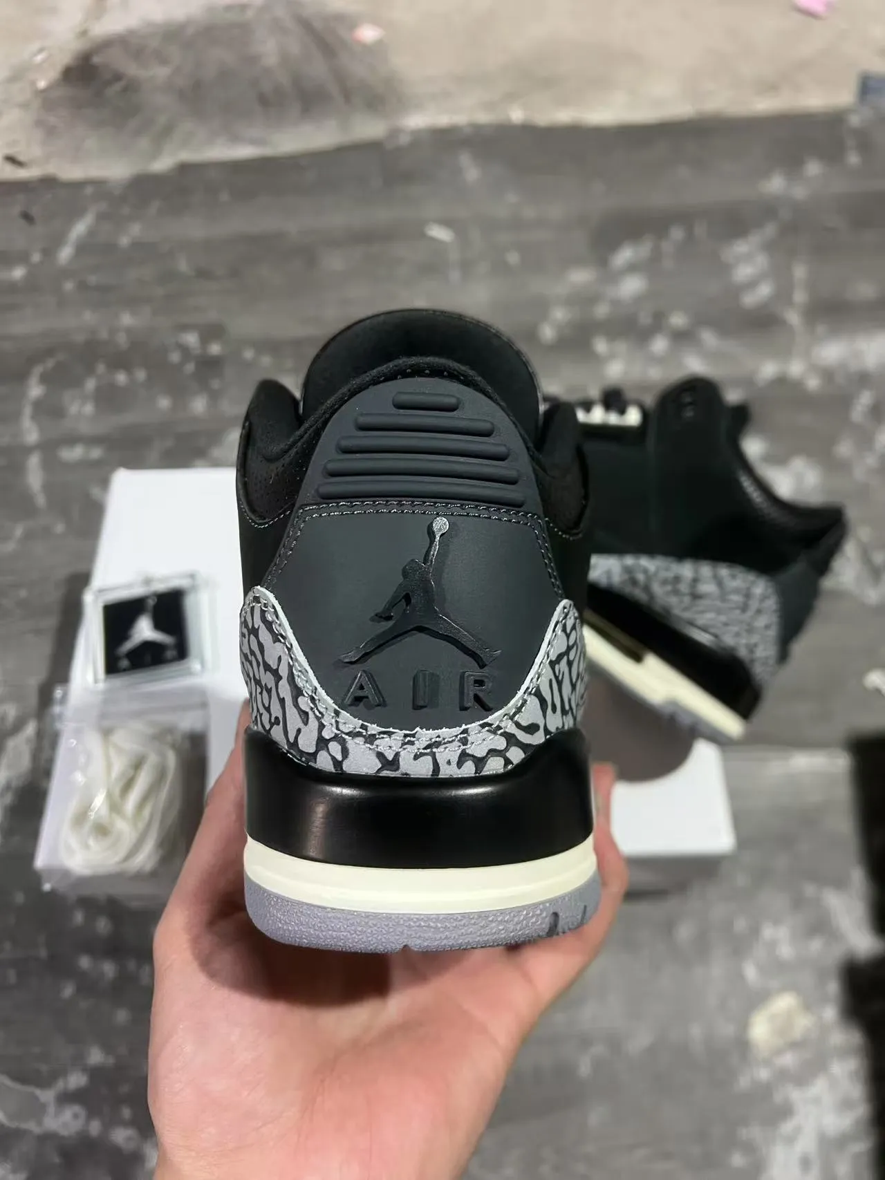 Air Jordan 3 Zapatos de Baloncesto con estampado de elefante negro 8