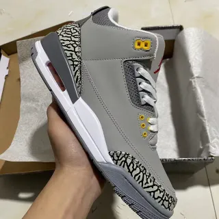 Tênis de basquete Air Jordan 3 com estampa de elefante cinza