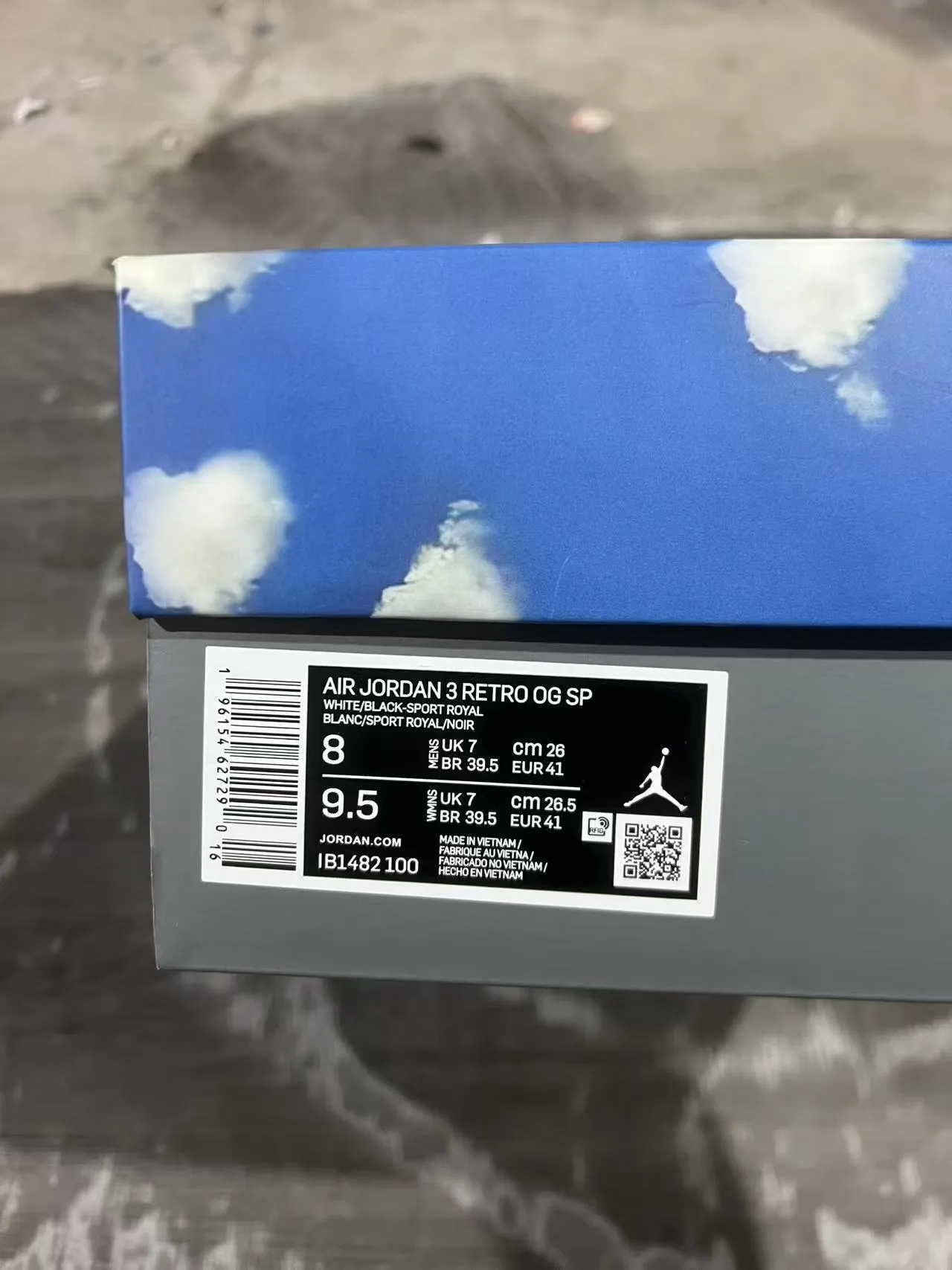 Air Jordan 3 أبيض وبيج نقش الفيل أحذية كرة السلة 10