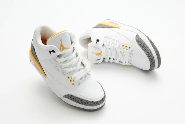 Air Jordan 3 সাদা সিমেন্ট হলুদ বাস্কেটবল জুতো 6