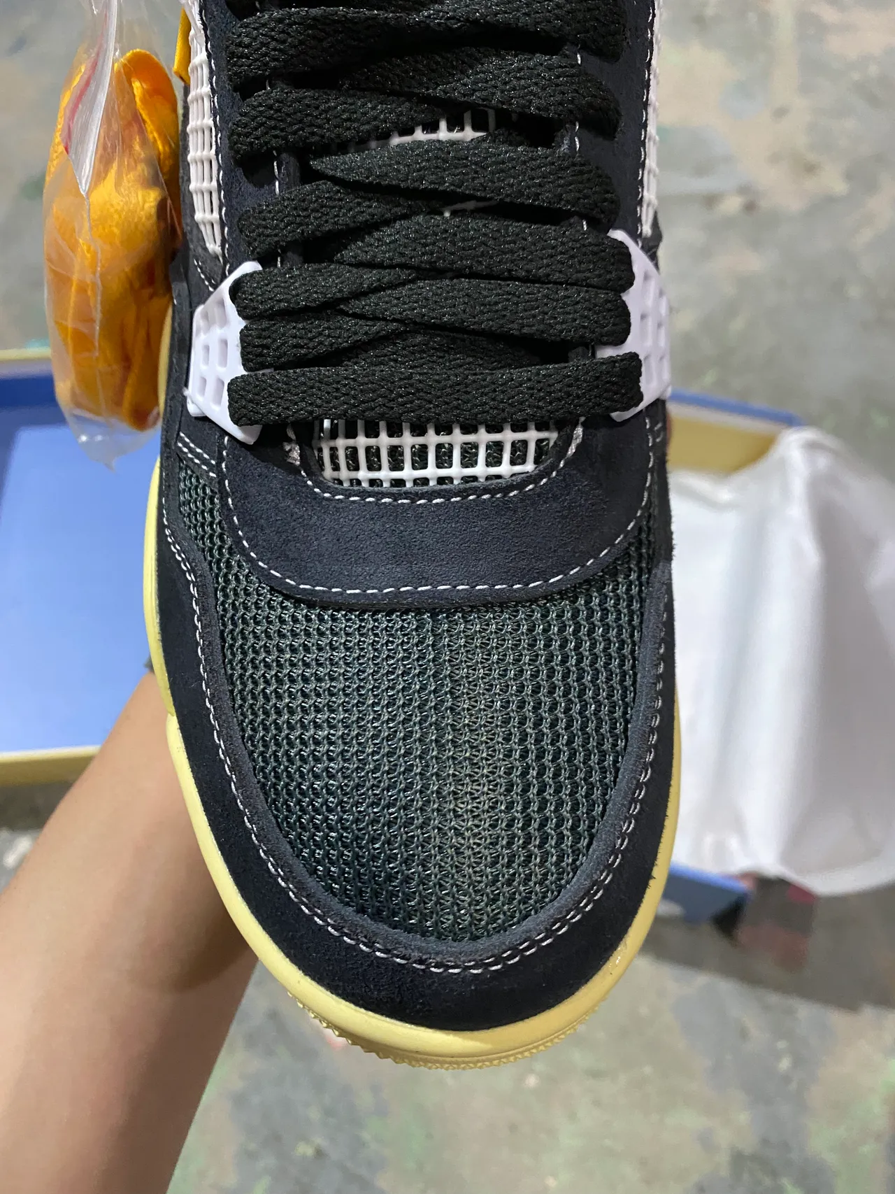 Tênis de basquete Air Jordan 4 preto royal amarelo 3