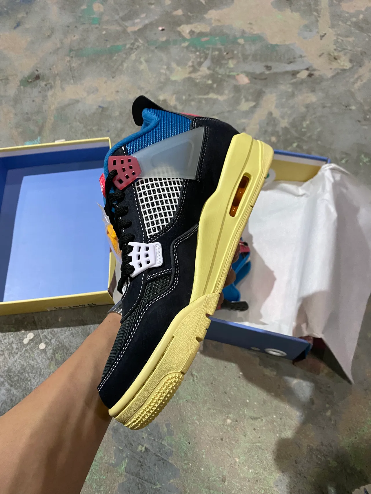 Tênis de basquete Air Jordan 4 preto royal amarelo 4