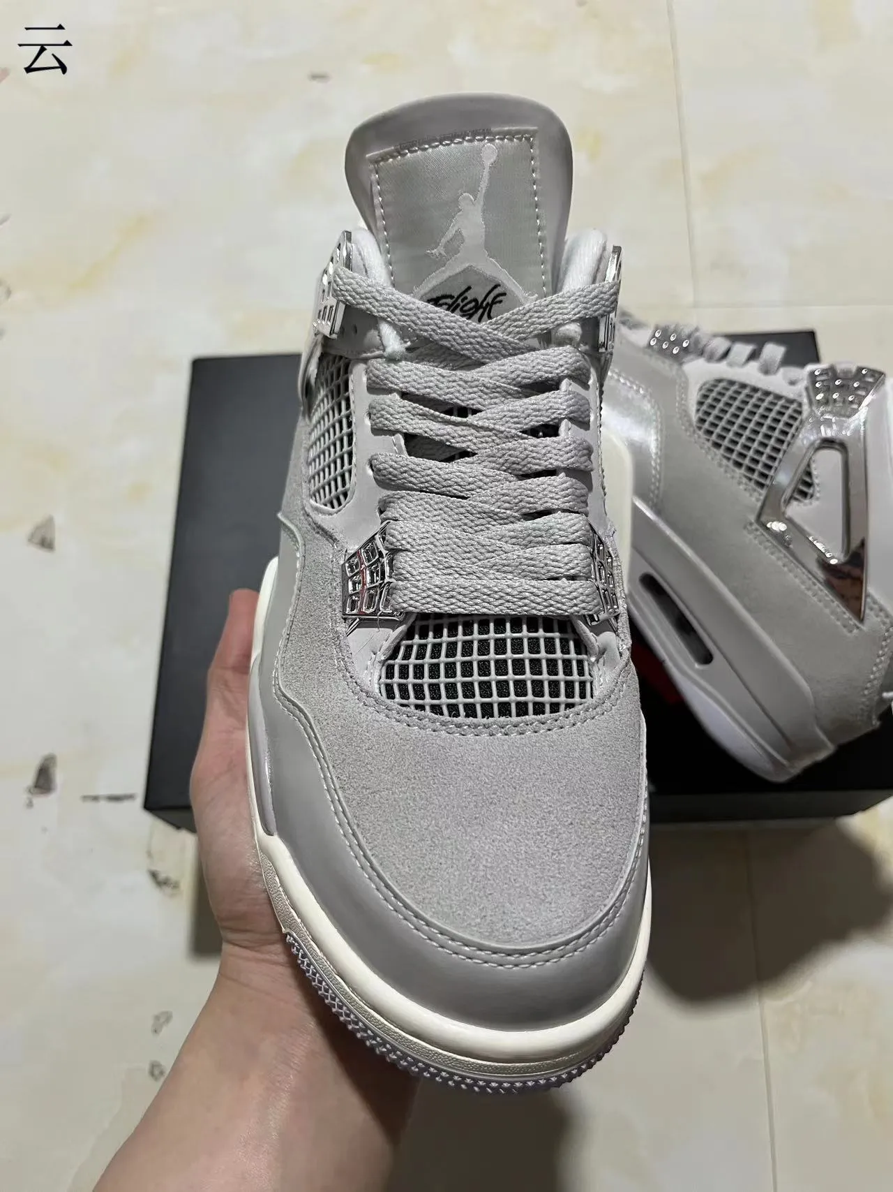 Zapatillas de baloncesto de caña alta Air Jordan 4 de ante y material sintético gris 3