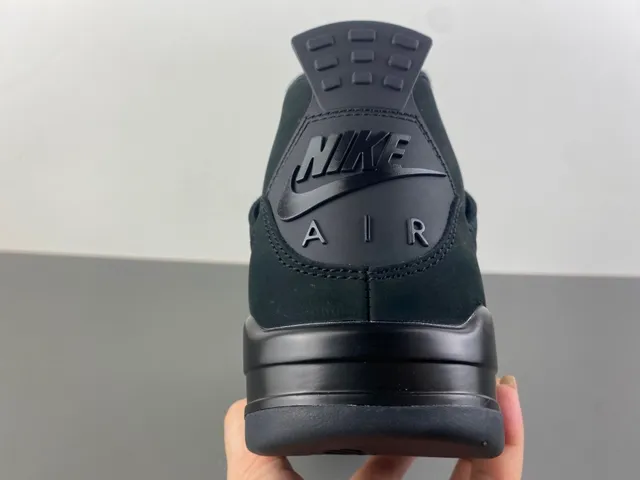 Air Jordan 4 单色黑篮球鞋 4