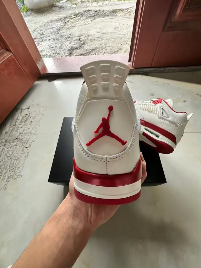 Air Jordan 4 Off-White أحمر أحذية كرة السلة 8
