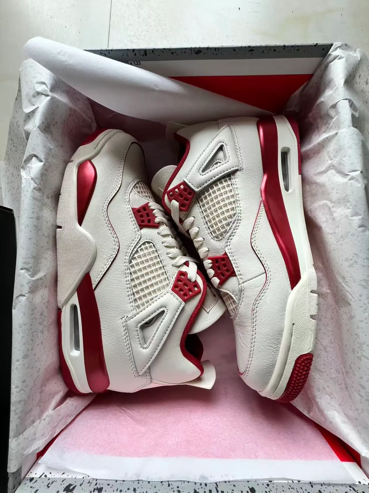 Air Jordan 4 Off-White أحمر أحذية كرة السلة 9