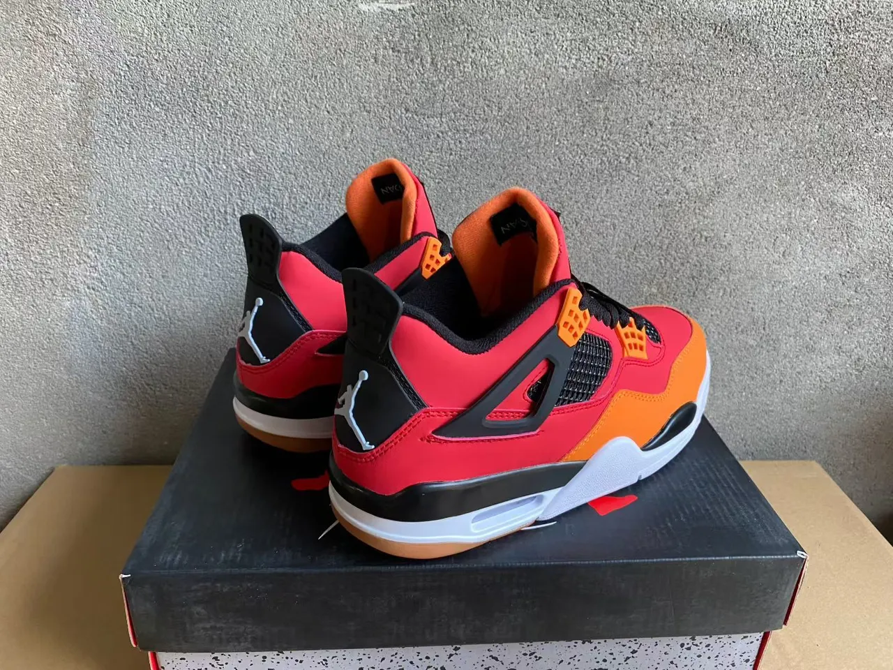 حذاء كرة السلة Air Jordan 4 أحمر برتقالي أسود 4