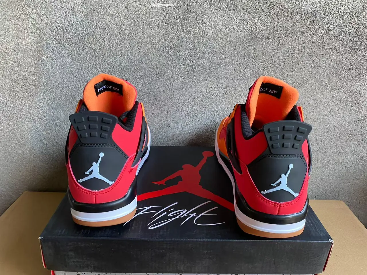حذاء كرة السلة Air Jordan 4 أحمر برتقالي أسود 5