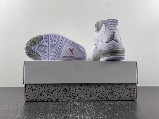 Tênis de basquete Air Jordan 4 branco cinza vermelho 5