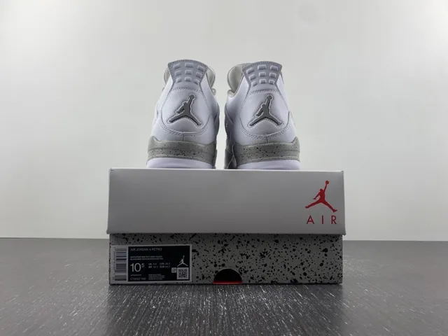 Tênis de basquete Air Jordan 4 branco cinza vermelho 7